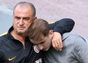 Fatih Terim, Kerem Aktürkoğlu hakkında konuştu: Gençler hata yapacak, bizler affedeceğiz