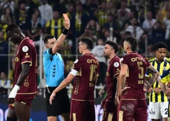 Fenerbahçe – Trabzonspor maçının VAR kayıtları açıklandı