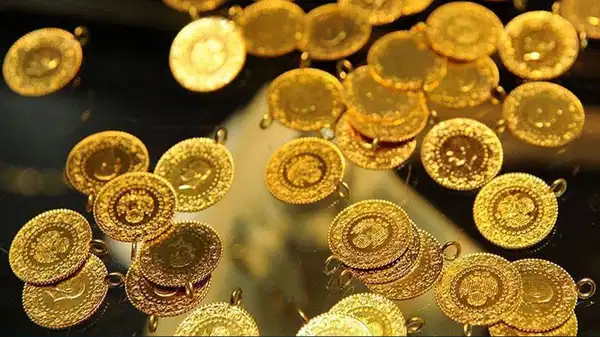 Altın şaha kalktı: Gram altının fiyatı 5 günde 300 lira arttı 1 Yıl sonuna kadar gram altın 5 bin 500 lirayı görebilir