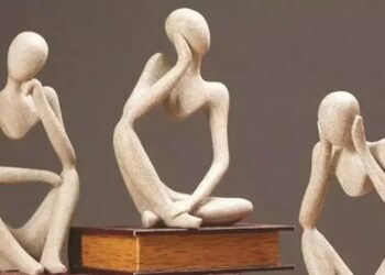 Bizi kim (mi) kurtaracak? I Fatma Zehra Fidan yazdı