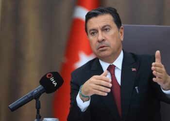 Muğla Büyükşehir Belediye Başkanı Aras’ın evine saldırı önlemi