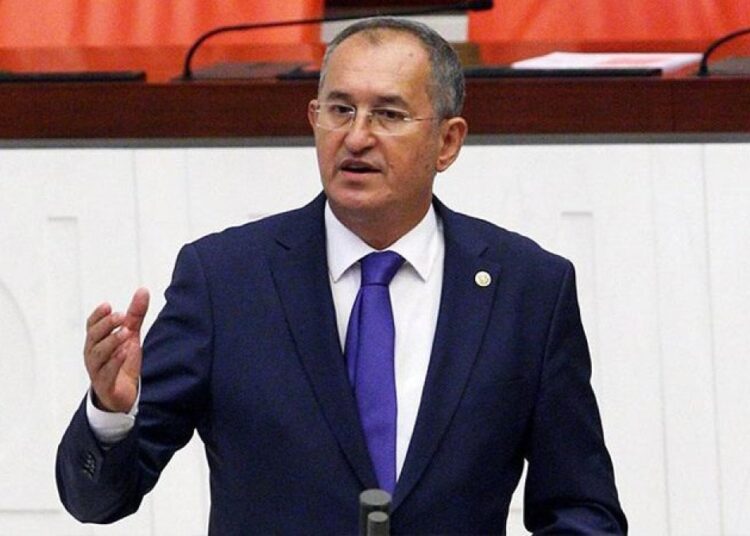 Eski CHP'li Sertel hakkında yakalama kararı çıkarıldı 1 Eski CHP’li Sertel hakkında yakalama kararı çıkarıldı