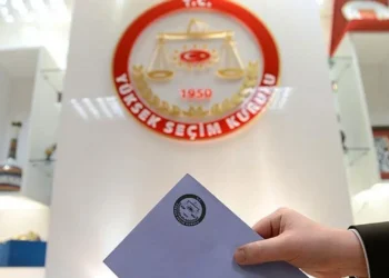Anayasa referandumunun iptali için bir başvuru daha yapıldı 9 Anayasa referandumunun iptali için bir başvuru daha yapıldı