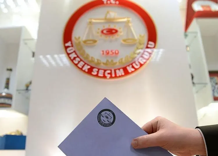 Anayasa referandumunun iptali için bir başvuru daha yapıldı