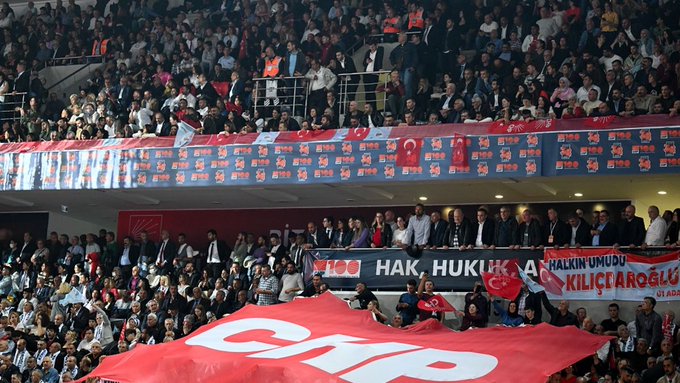 CHP kurultay davasında 3 karar bekleniyor: İptal, tedbir veya geçici yönetim 1 CHP kurultay davasında 3 karar bekleniyor: İptal, tedbir veya geçici yönetim