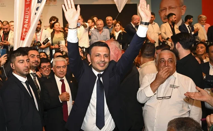 CHP, olağanüstü kongre sürecini hızlandırdı: İmza sayısı 500’ü geçti