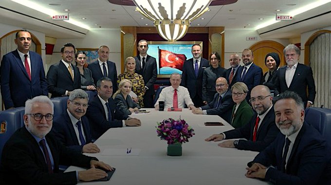 Medya ombudsmanı Faruk Bildirici: Erdoğan'a uçakta sorulan sorular saatler önce bana geldi 1 Medya ombudsmanı Faruk Bildirici: Erdoğan’a uçakta sorulan sorular saatler önce bana geldi