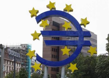 Euro Bölgesi’nde yıllık enflasyon yüzde 2 arttı