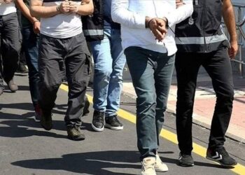 16 ilde FETÖ operasyonu: 35 gözaltı