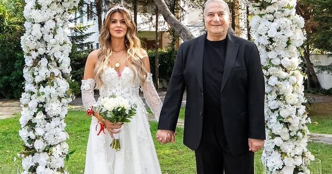 Mehmet Ali Erbil'le evlenen Gülseren Ceylan: Yaş farkı var ama her şeyi usulünce yaptık 1 Mehmet Ali Erbil’le evlenen Gülseren Ceylan: Yaş farkı var ama her şeyi usulünce yaptık