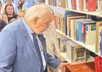 İzmir’de İlber Ortaylı Kütüphanesi açıldı