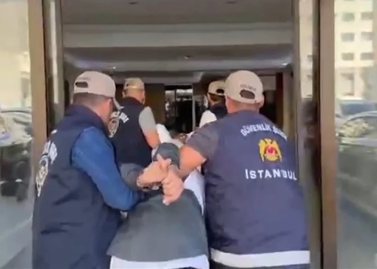 İstanbul'da kız öğrenci yurdundaki taciz skandalında 2 şüpheli serbest bırakıldı 1 İstanbul’da kız öğrenci yurdundaki taciz skandalında 2 şüpheli serbest bırakıldı