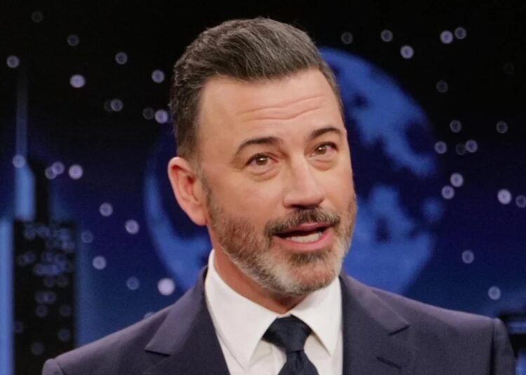 Askıya alınmıştı: Komedyen Kimmel'ın programı, ABC'de yayına devam edecek 1 Askıya alınmıştı: Komedyen Kimmel’ın programı, ABC’de yayına devam edecek