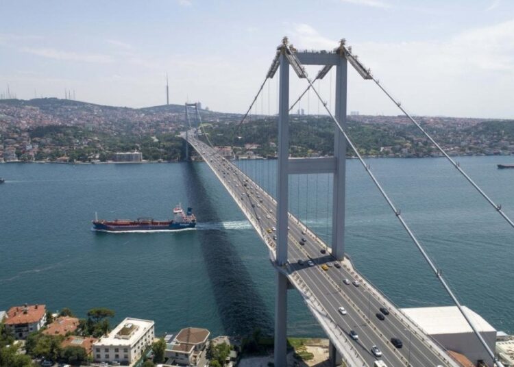 İstanbul'daki köprülerin özelleştirilmesi için düğmeye basıldı 1 İstanbul’daki köprülerin özelleştirilmesi için düğmeye basıldı