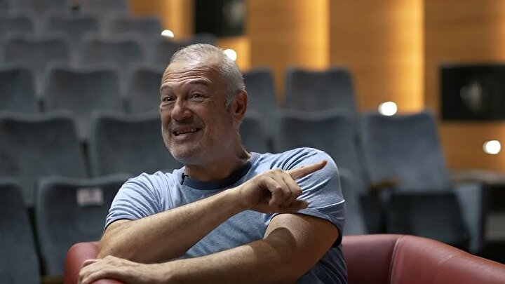Levent Üzümcü: Yapımcılara listeler gidiyor, ismi olanlar piyasadan siliniyor I Eda Nur Sungur konuştu 2 Levent Üzümcü: Yapımcılara listeler gidiyor, ismi olanlar piyasadan siliniyor I Eda Nur Sungur konuştu