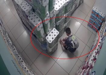 Markette peçeteleri yakan çocuk, devlet korumasına alındı
