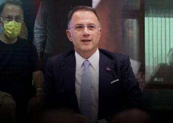 Hastaneye kaldırılan Murat Çalık ameliyat olacak 3 AYM’den tutuklu CHP’li Murat Çalık için karar