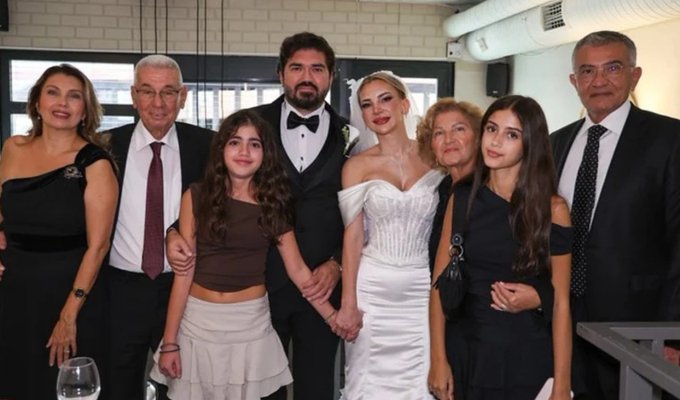 Rasim Ozan Kütahyalı ikinci evliliğini yaptı 2 Rasim Ozan Kütahyalı ikinci evliliğini yaptı