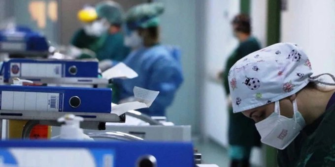 Sağlık Bakanı duyurdu: 18 bin yeni sağlık personeli alınacak 1 Sağlık Bakanı duyurdu: 18 bin yeni sağlık personeli alınacak