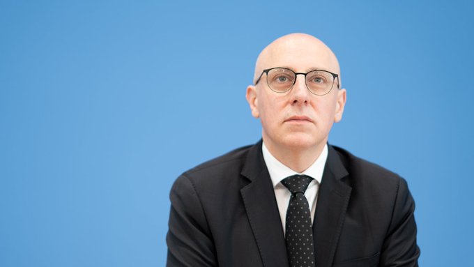 Almanya'da iç istihbaratın başına ilk kez bir Türk getirilecek 1 Almanya’da iç istihbaratın başına ilk kez bir Türk getirilecek