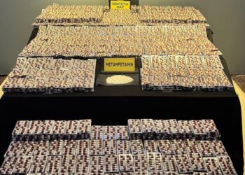 Bursa’da 300 bin adet uyuşturucu hap yakalandı