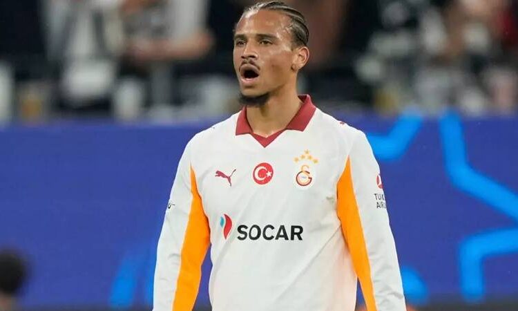 Leroy Sane, Galatasaray sözlerine sessiz kalamadı: Taraftarla tartıştı 1 Leroy Sane, Galatasaray sözlerine sessiz kalamadı: Taraftarla tartıştı