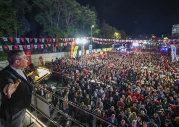 CHP’den Şişli’de görkemli miting: Boykot listesi güncellendi