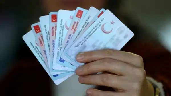 Sahte e-imza soruşturması: 23 kişi tutuklandı 1 Sahte e-imza soruşturması: 23 kişi tutuklandı