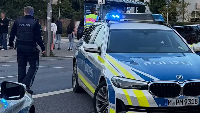 Münih'te patlama: Cadde kapatıldı, soruşturma sürüyor 1 Münih’te patlama: Cadde kapatıldı, soruşturma sürüyor