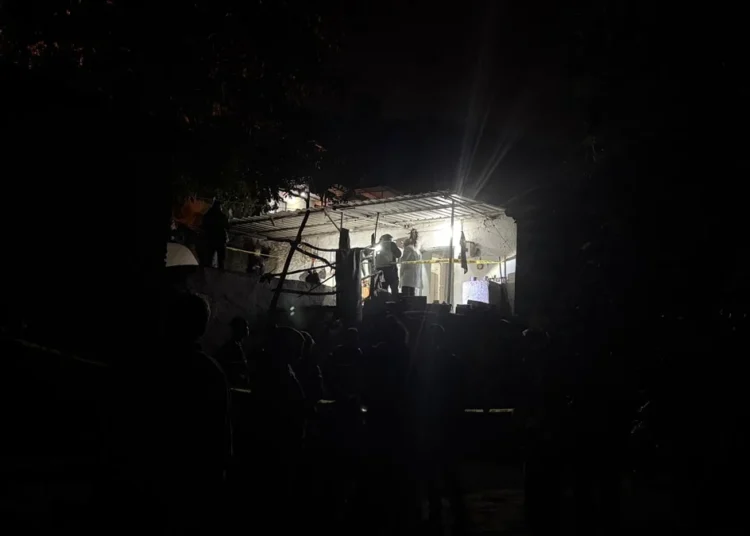 Baba dehşeti: Oğlunu öldürdü, eşini yaraladı 1 Baba dehşeti: Oğlunu öldürdü, eşini yaraladı