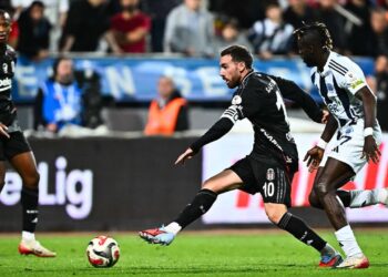 Beşiktaş yine kayıplarda: Kasımpaşa ile 1-1 berabere kaldı