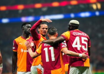 Safa Kar yazdı I Galatasaray güle oynaya…!