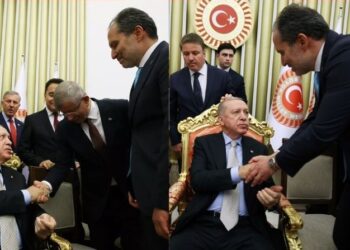 Erbakan’dan fotoğraf açıklaması: Herhangi bir siyasi oluşumun habercisi değil