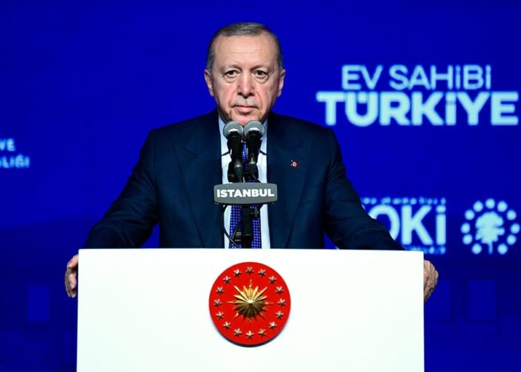 Erdoğan'dan sosyal konut açıklaması: 6 bin 750 lira taksitle 240 ayda ödenecek 1 Erdoğan’dan sosyal konut açıklaması: 6 bin 750 lira taksitle 240 ayda ödenecek