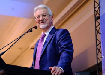 Eski Nilüfer Belediye Başkanı Turgay Erdem ve 21 kişi hakkında gözaltı kararı 7 Eski Nilüfer Belediye Başkanı Turgay Erdem ve 21 kişi hakkında gözaltı kararı