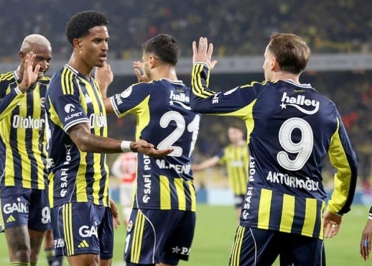 Fenerbahçe Avrupa'da Kerem Aktürkoğlu ile güldü: 2'de 2 yaptı 1 Fenerbahçe Avrupa’da Kerem Aktürkoğlu ile güldü: 2’de 2 yaptı