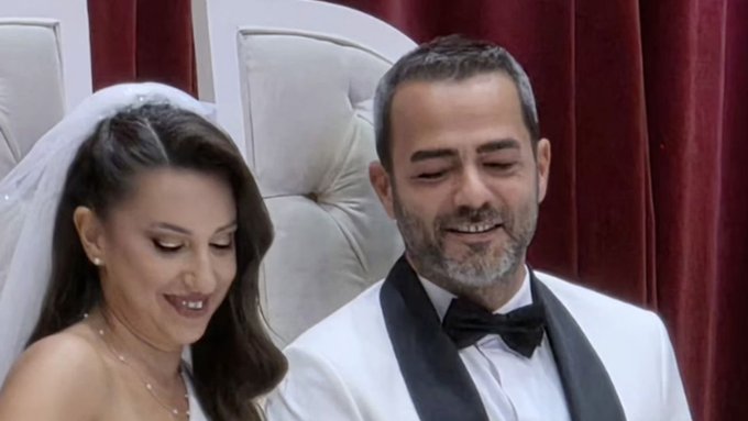 Gazeteci Gözde Şeker ve oyuncu Kerem Fırtına evlendi 1 Gazeteci Gözde Şeker ve oyuncu Kerem Fırtına evlendi