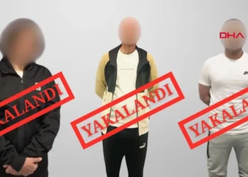 Kırmızı bültenle aranan 3 kişi Türkiye’ye iade edildi