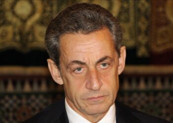 5 yıl hapis cezası verilen Fransa’nın eski Cumhurbaşkanı Sarkozy tutuklandı
