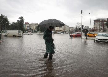 Meteoroloji uzmanından kıyı illerine su baskını uyarısı