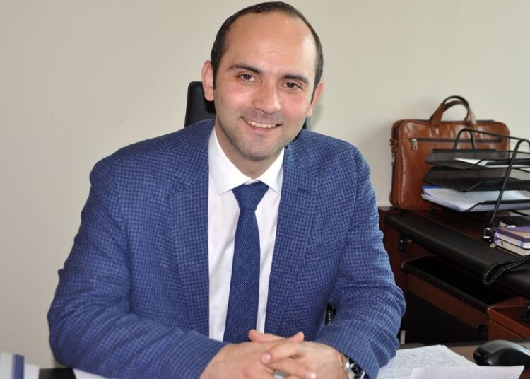 Üst mahkeme 14. Ağır Ceza da AYM'nin Tayfun Kahraman kararına uymadı 1 AYM ihlal kararı vermişti: Tayfun Kahraman için tahliye talep edildi