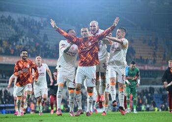 Safa Kar yazdı I Galatasaray Sane’yle güldü