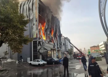 Kocaeli’de parfüm deposunda yangın: 6 kişi can verdi