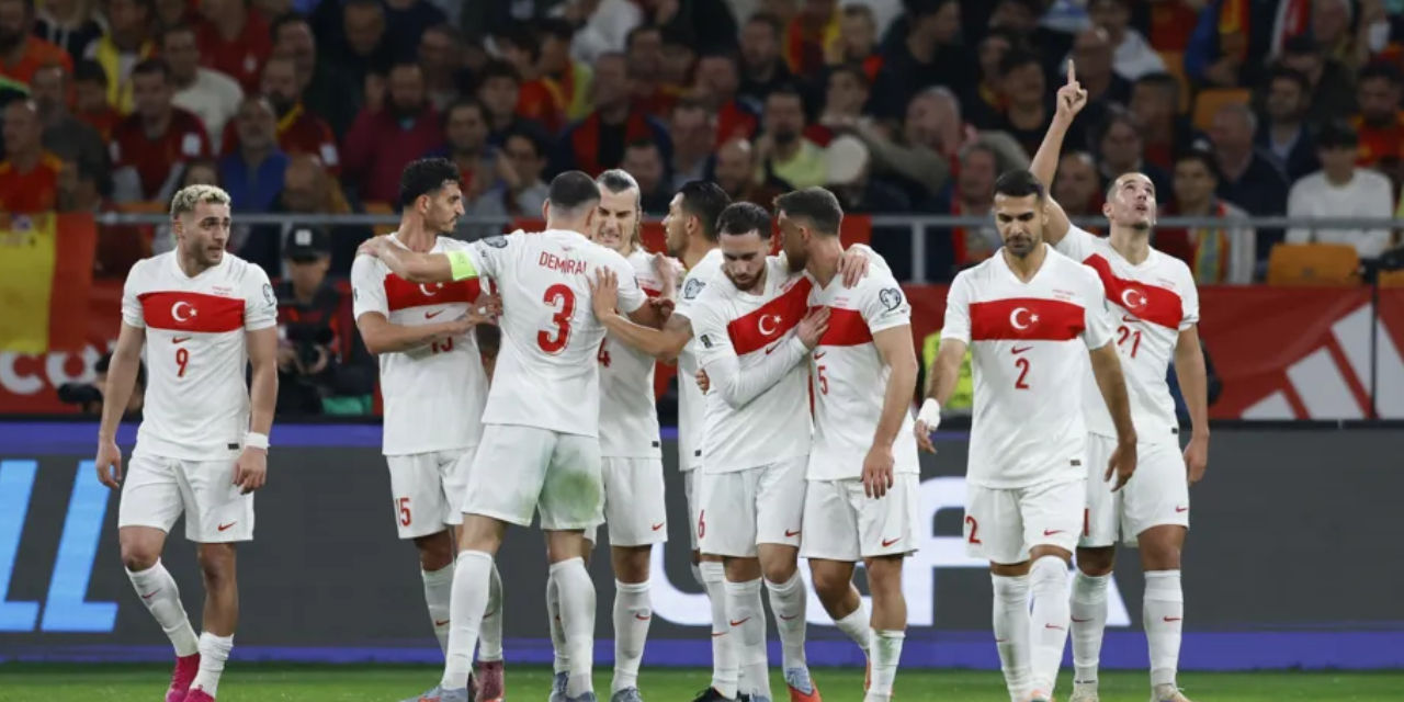 A Milli Takım, İspanya'yı salladı ama yıkamadı: İşte Play-off'lardaki muhtemel rakiplerimiz 2 A Milli Takım, İspanya'yı salladı ama yıkamadı: İşte Play-off'lardaki muhtemel rakiplerimiz