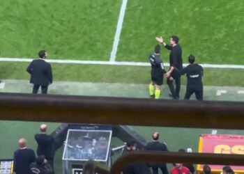 Galatasaray-Gençlerbirliği maçında Okan Buruk ile Volkan Demirel de tartıştı