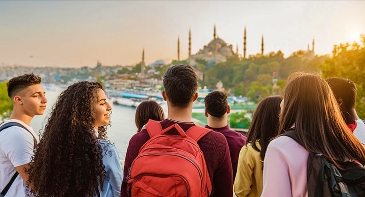 Le Monde: Türkiye, gençliğinin tamamını kaybetme riskiyle karşı karşıya 1 Le Monde: Türkiye, gençliğinin tamamını kaybetme riskiyle karşı karşıya