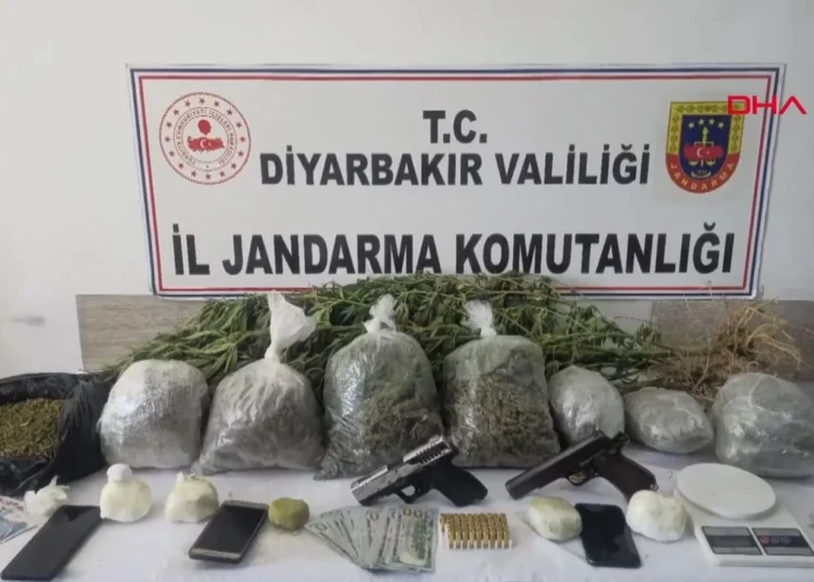 Organize suç örgütlerine iki haftada 12 operasyon: 68 tutuklama