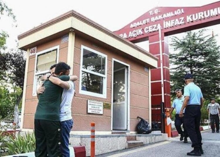 Aslı Güney yazdı I Siyasi suçlara “af” yoksa bunun adı çözüm olamaz 1 Aslı Güney yazdı I Siyasi suçlara “af” yoksa bunun adı çözüm olamaz
