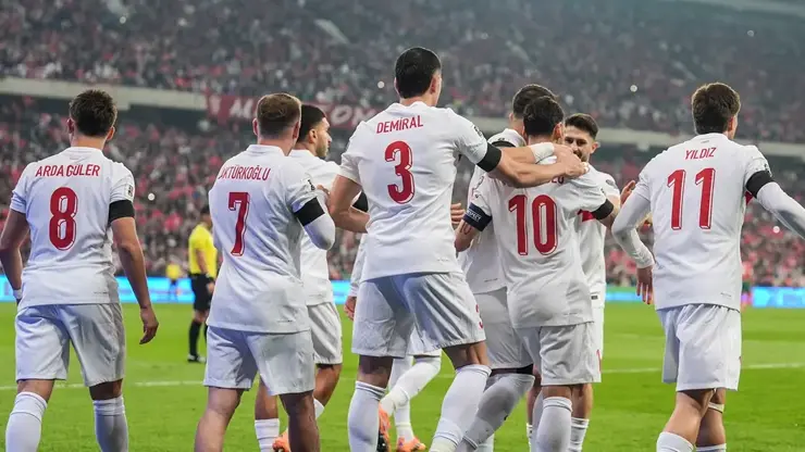 Bulgaristan'ı yenen milliler, play-off biletini garantiledi 1 Bulgaristan’ı yenen milliler, play-off biletini garantiledi