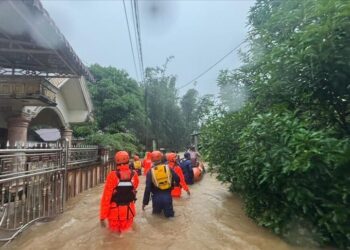 Sri Lanka’yı vuran Ditwah kasırgasında can kaybı 123’ü buldu